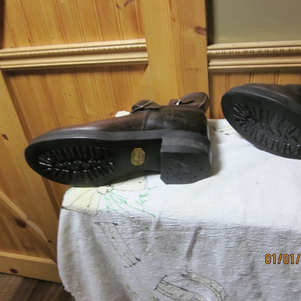 Ladies Vtg Georgia Leather engineer biker boots brown buckle side vibram sole 11 - Picture 6 of 10